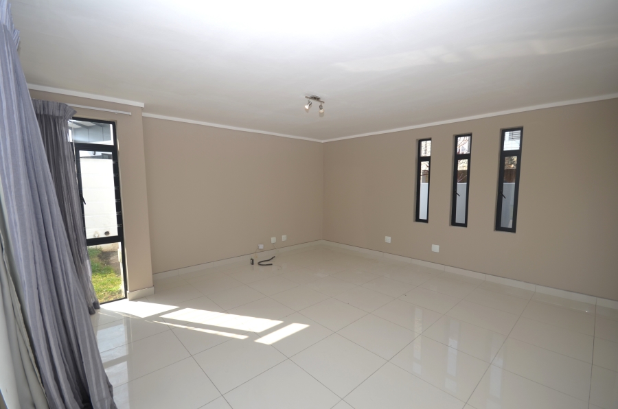 3 Bedroom Property for Sale in Nahoon Valley Park Eastern Cape